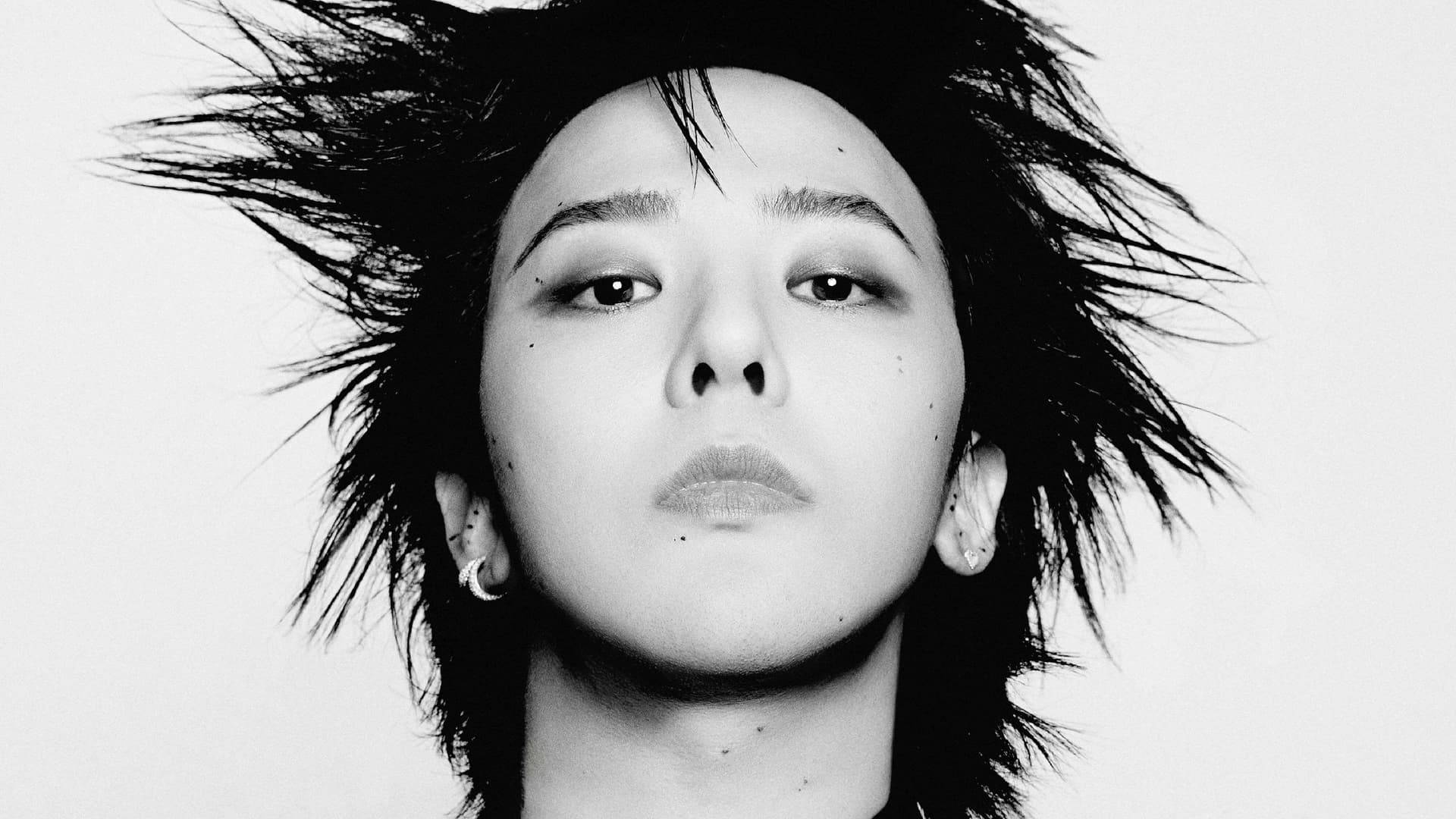 El cuñado de G-Dragon revela los secretos del rodaje de 파묘 en televisión — incluyendo el problema del baño