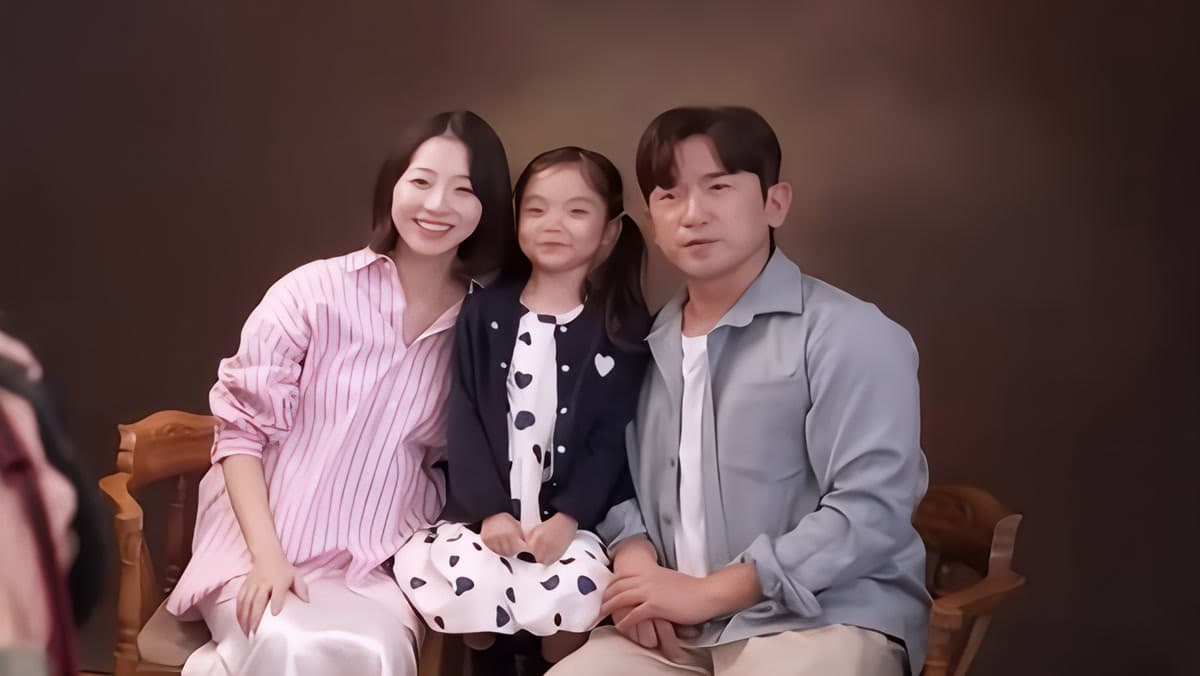 De adoptar a una niña de 6 años a caminar al altar: el año de Lee Min-woo