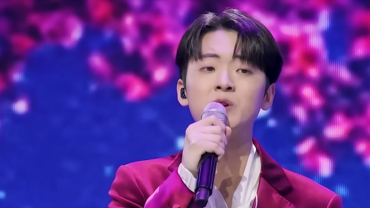 Park Min-soo alcanza 1 millon de vistas y el cantante original lo llamo personalmente