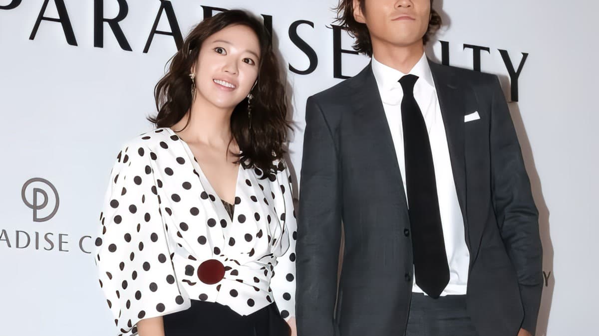 La Fiesta Sorpresa del 15 Aniversario de Lee Chun Hee Dejó a Jeon Hye Jin en Lágrimas — y a los Fans También