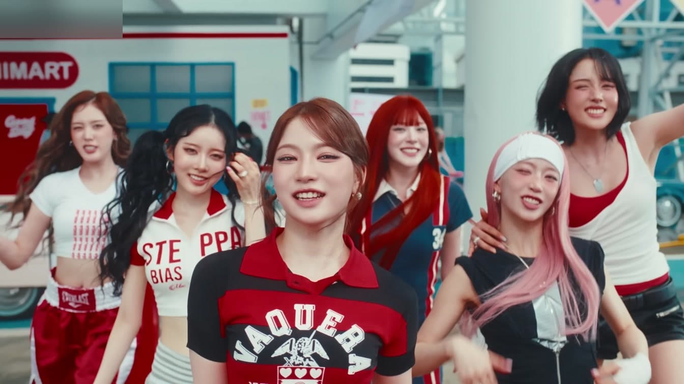 Isa de STAYC revive ‘Tell Me’ junto a Jinusean