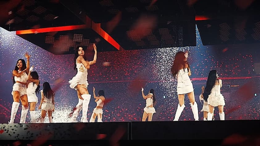 TWICE THIS IS FOR en Norteamérica: La gira con escenario de 360 grados en marcha