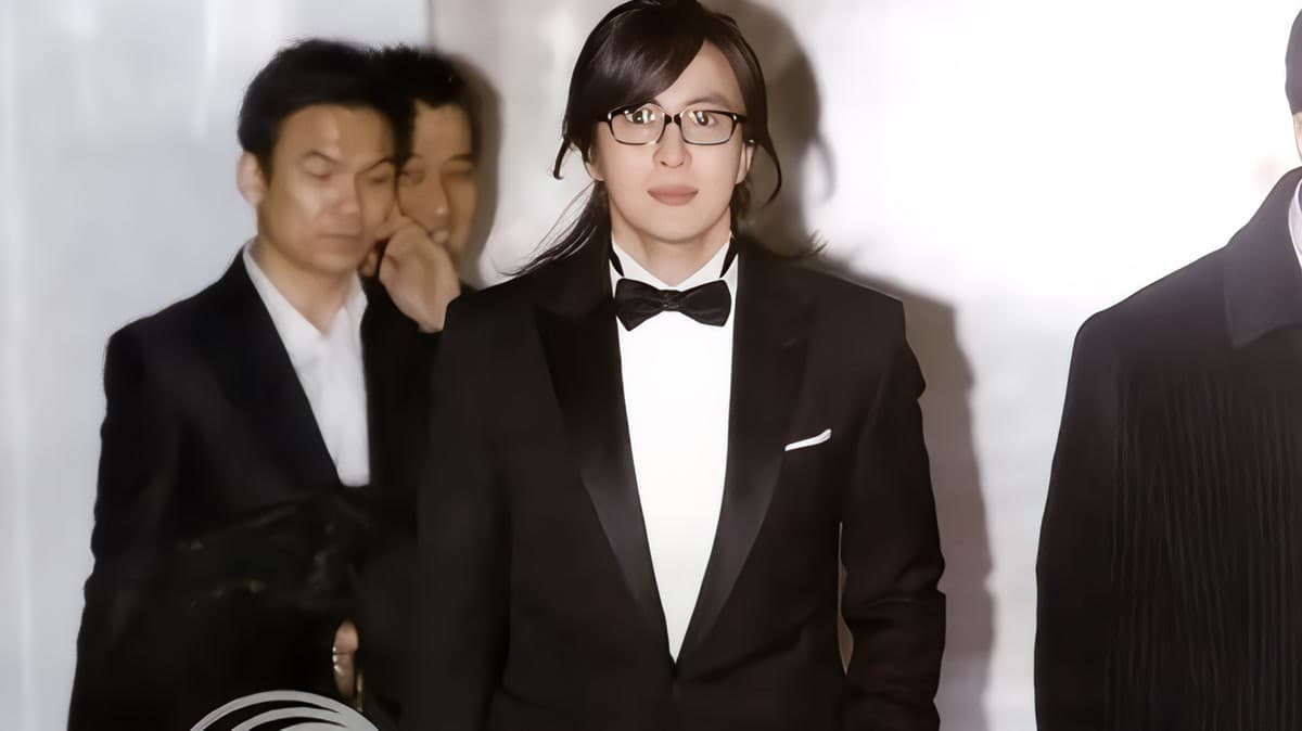 Bae Yong-joon vuelve al mundo del entretenimiento con un gran movimiento