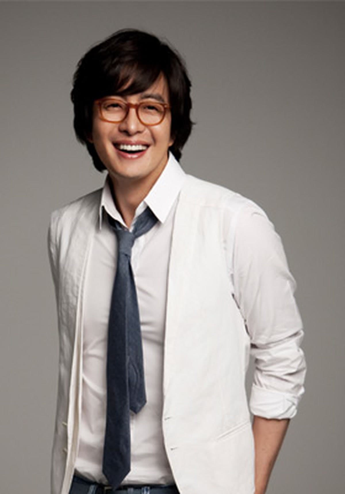 La rara aparición de Bae Yong Joon reaviva la nostalgia Hallyu