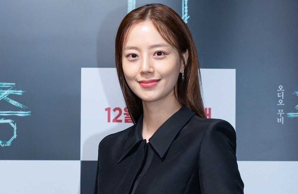 Las fotos de boda de Moon Chae-won muestran una faceta más cercana